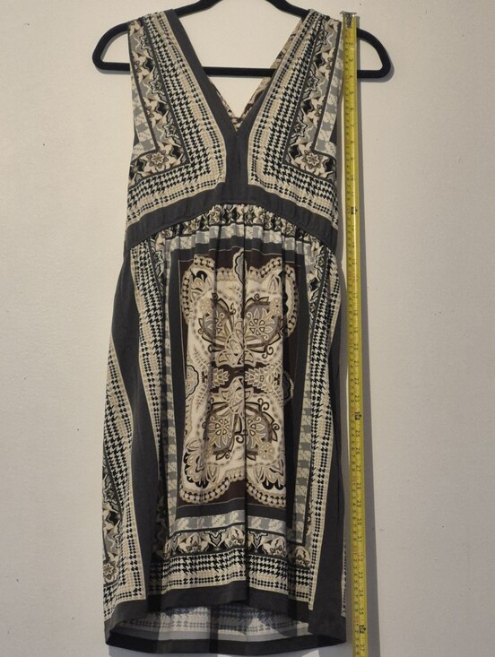 Dresses & Skirts - Dress